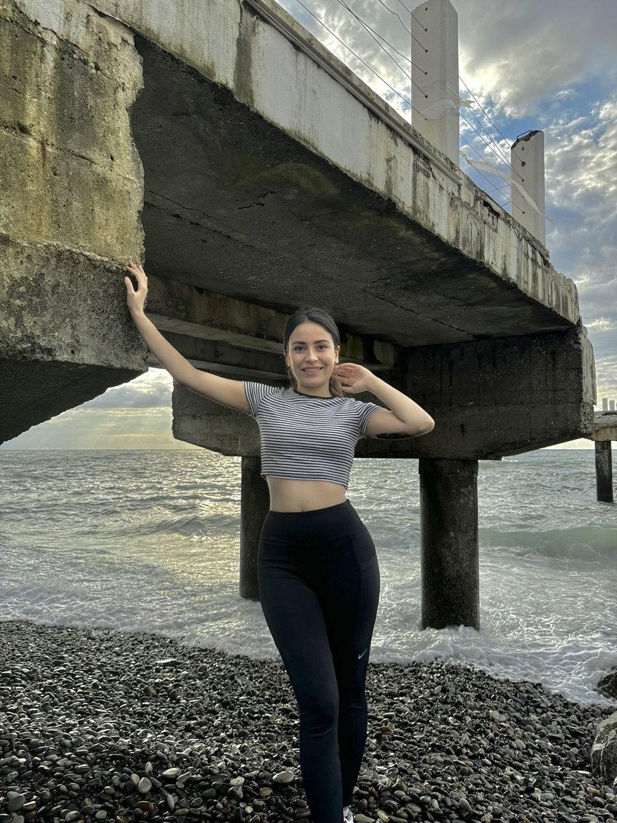 Akalan Tatlı Bir Aşk Bayan Escort Handan